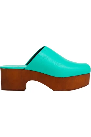 8 Mules & Clogs