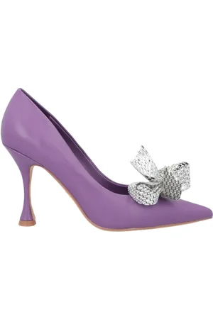 Lola Cruz Pumps