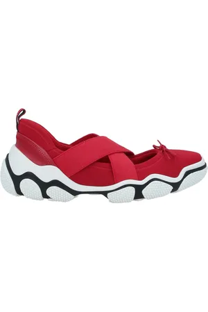 RED(V) Sneakers
