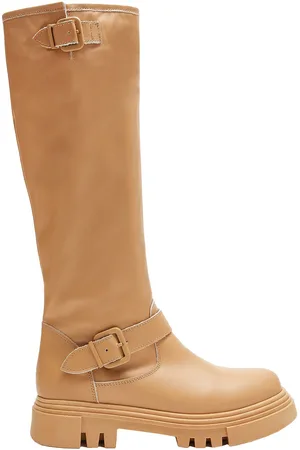8 Boots