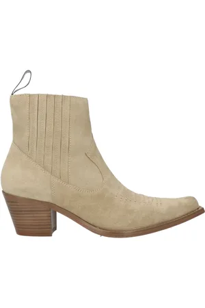 Free Lance Ankle boots