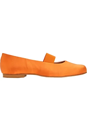 8 Ballet flats