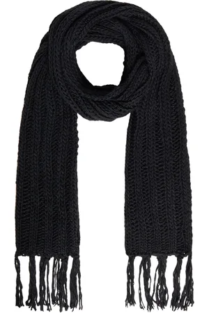 8 Scarves