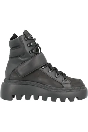 vic matiè Ankle boots