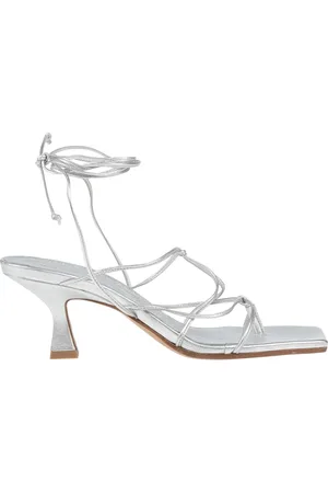 vic matiè Thong sandals