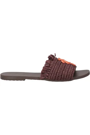MANEBI Sandals