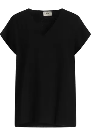 AKEP Sweaters