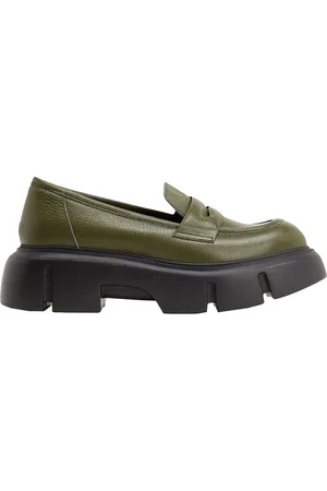 8 Loafers