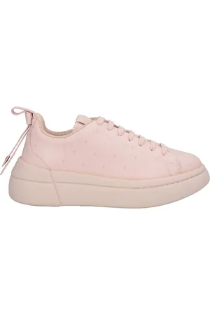 RED(V) Sneakers