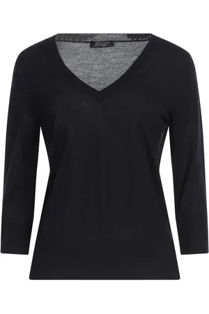 ARAGONA Sweaters
