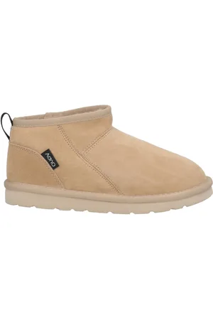 AdnO Ankle boots