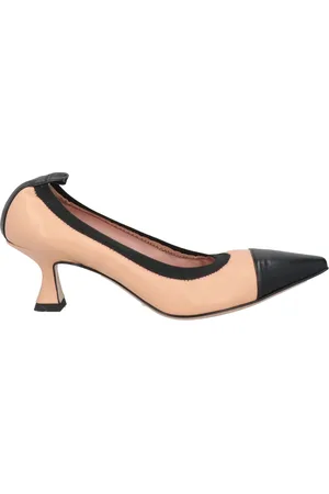 ANNA F. Pumps