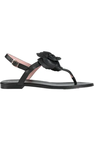 Pretty Ballerinas Thong sandals