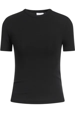 Calvin Klein T-shirts