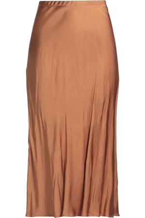 EDITED the label Midi skirts
