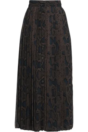 EDITED the label Maxi skirts