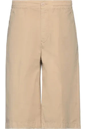 TELA Shorts & Bermuda Shorts
