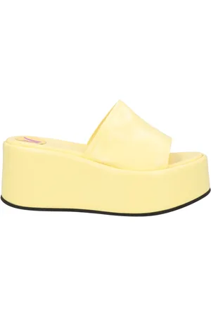 Bettina Vermillon Sandals