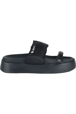 Barracuda Sandals