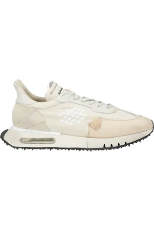 BE POSITIVE Sneakers