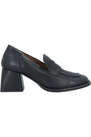 Emanuélle vee Loafers