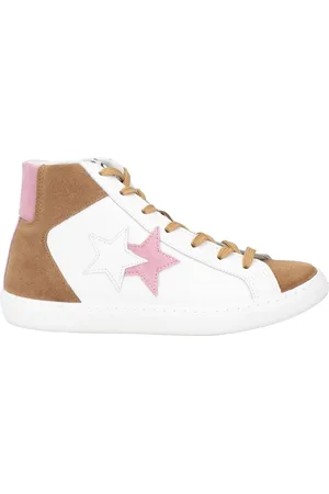 2STAR Sneakers
