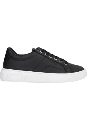 Guess Sneakers