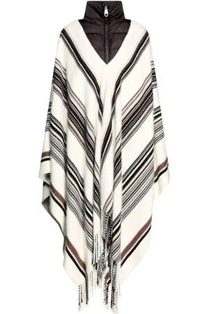 Chloé Capes