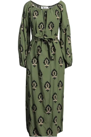 Bazar Deluxe Midi dresses