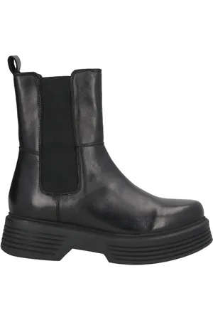 BOTHEGA 41 Ankle boots