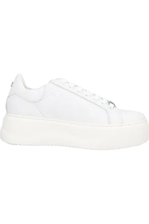 Cult Sneakers