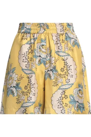 Max Mara Shorts & Bermuda Shorts