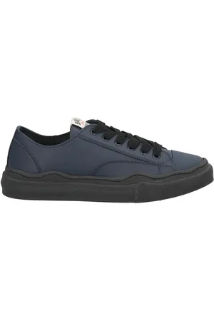 Brian Mills Sneakers
