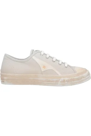 Moma Sneakers