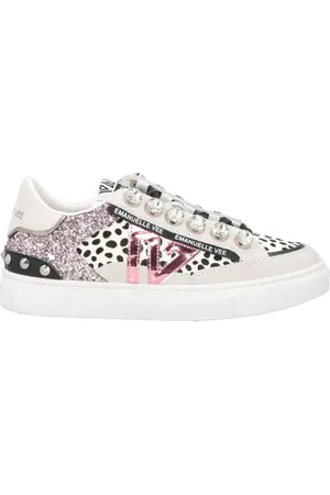 Emanuélle vee Sneakers