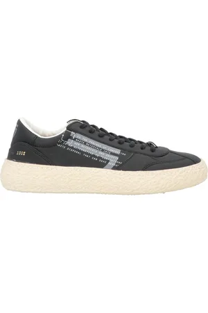 Puraai Sneakers