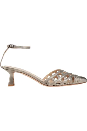 The Seller Pumps