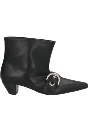 Low Classic Ankle boots