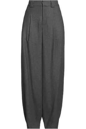 Closed Pants