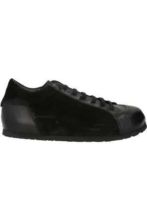 Moma Sneakers