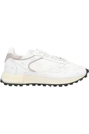 Akman Sneakers
