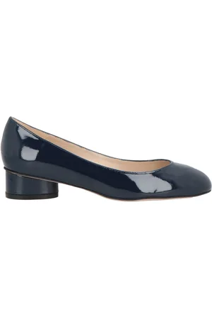 Stuart Weitzman Pumps