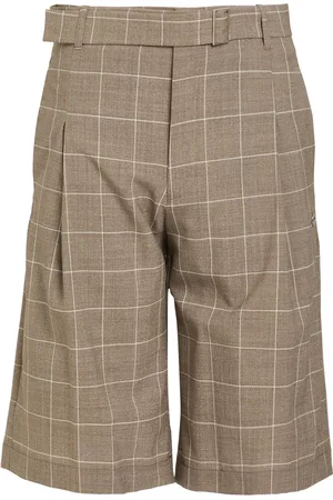 Etudes Shorts & Bermuda Shorts