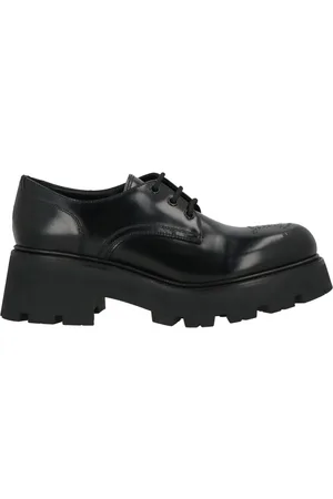 Céline Lace-up shoes
