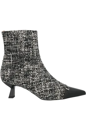 ROBERTO FESTA Ankle boots