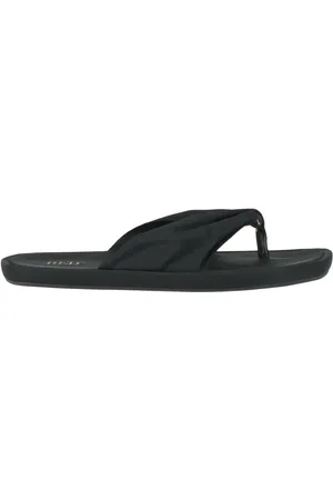 RED(V) Thong sandals