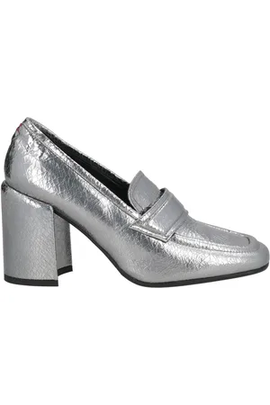 HALMANERA Loafers