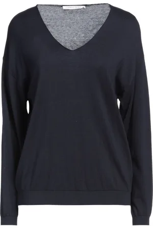 Caractere Sweaters