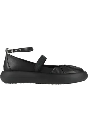 vic matiè Ballet flats