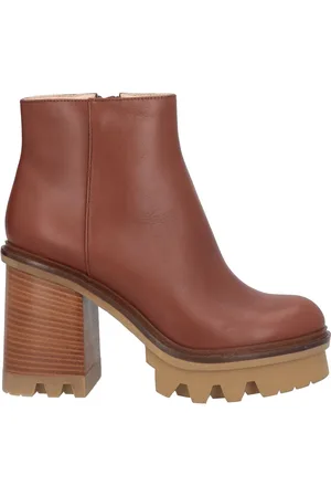 AGL ATTILIO GIUSTI LEOMBRUNI Ankle boots